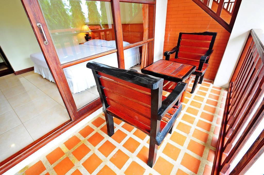 Deluxe Room 1 Queen Bed Non Smoking